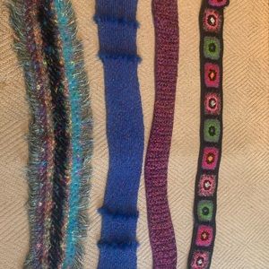 Selling 4 barely worn winter scarves
